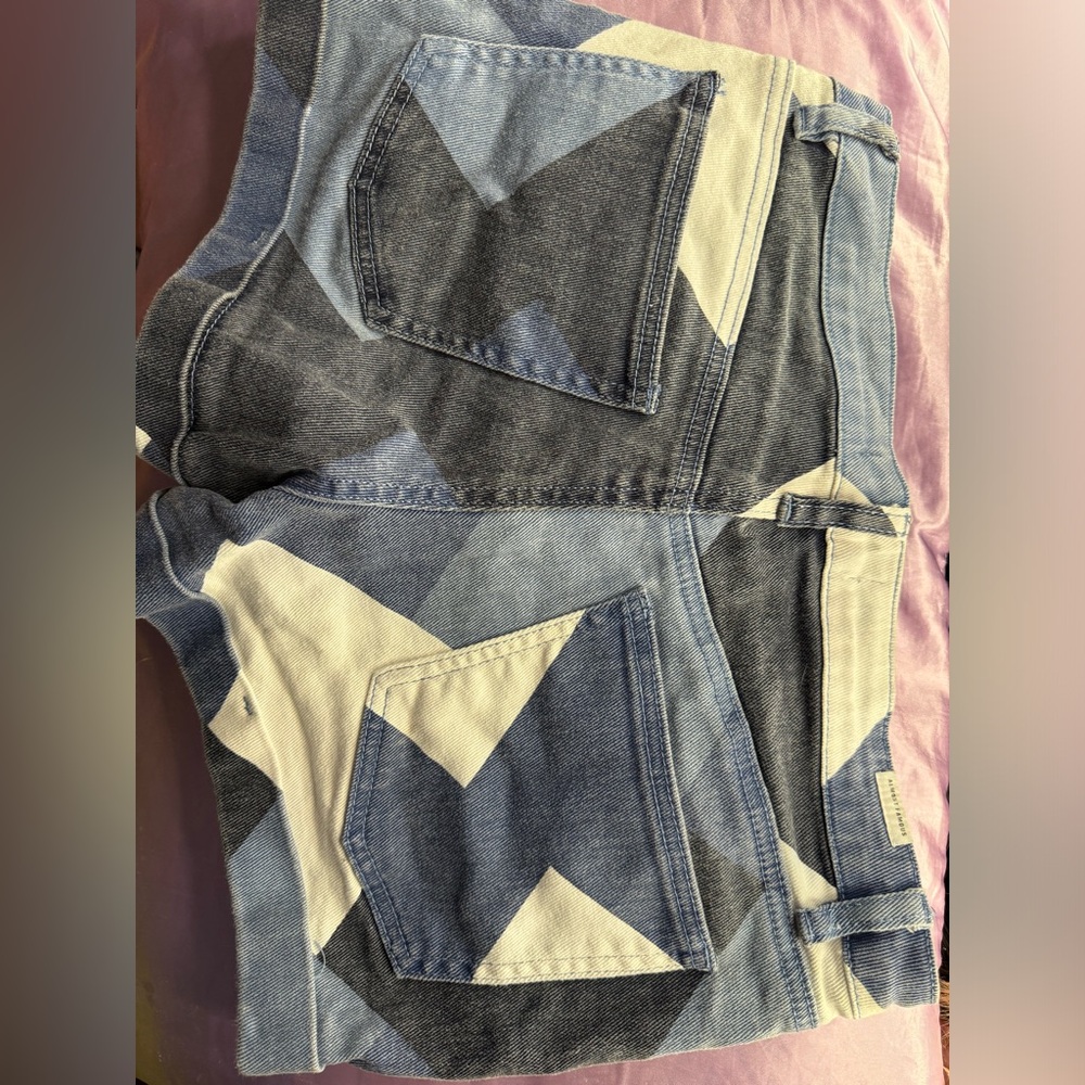 Almost Famous Size 7 Jean Shorts - Picture 2 of 2